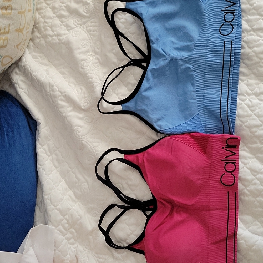 Calvin Klein Sports Bras Size M
